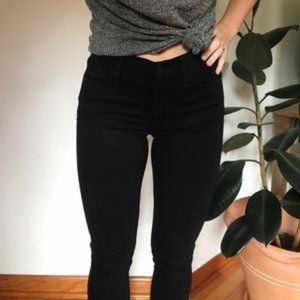 Madewell Roadtripper Jeans in Bennett Black size 28